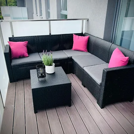Apartment Apartament White Glove Deluxe Lesna Olsztyn (Warmian-Masurian)